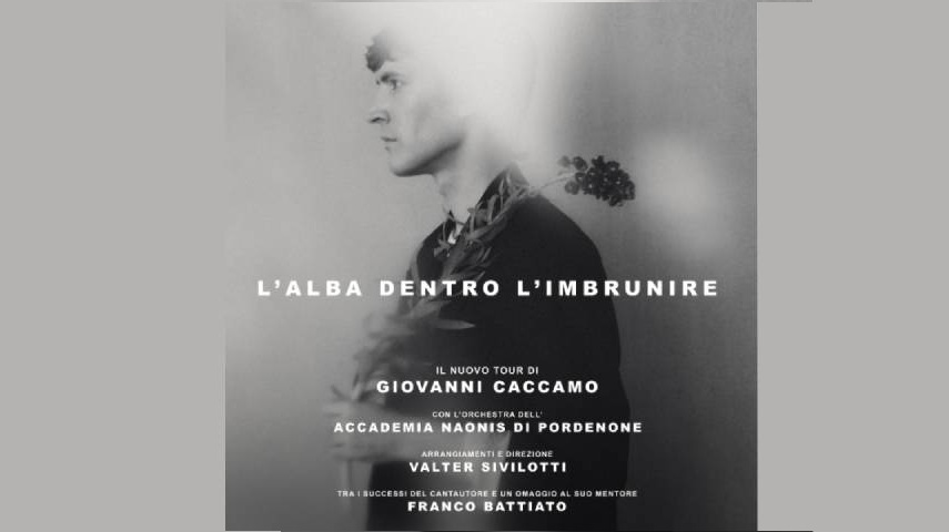 Giovanni Caccamo concerto d'autore nella cornice storica del Teatro Romano di Verona.